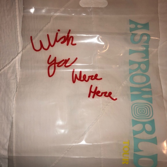 Astroworld Limited Edition LA Sweatshirt - Picture 4 of 4